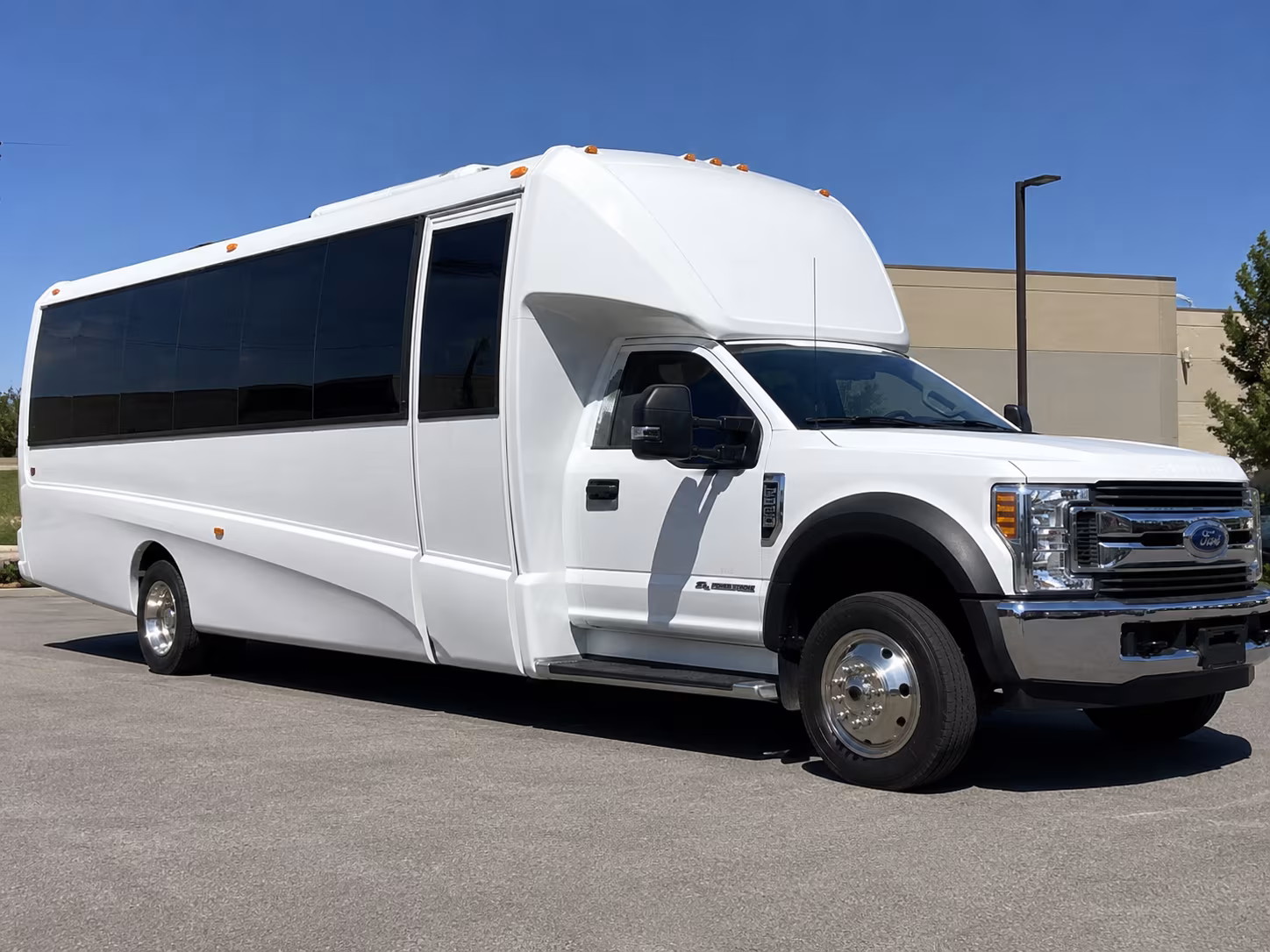 layton airport shuttle bus rentals