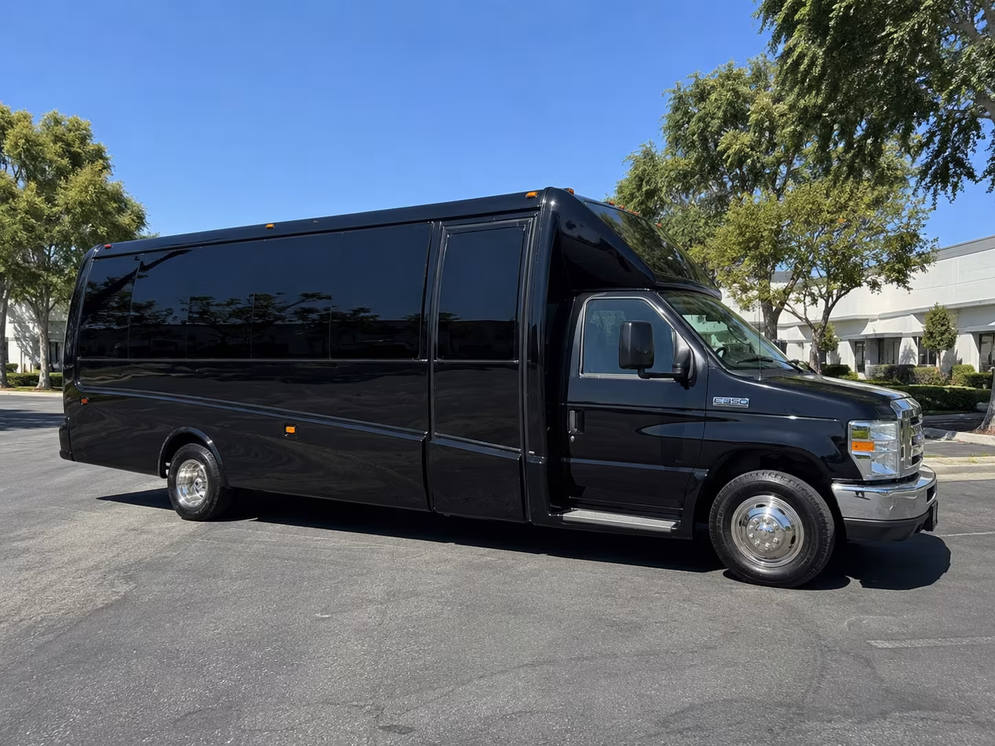 layton bus rentals