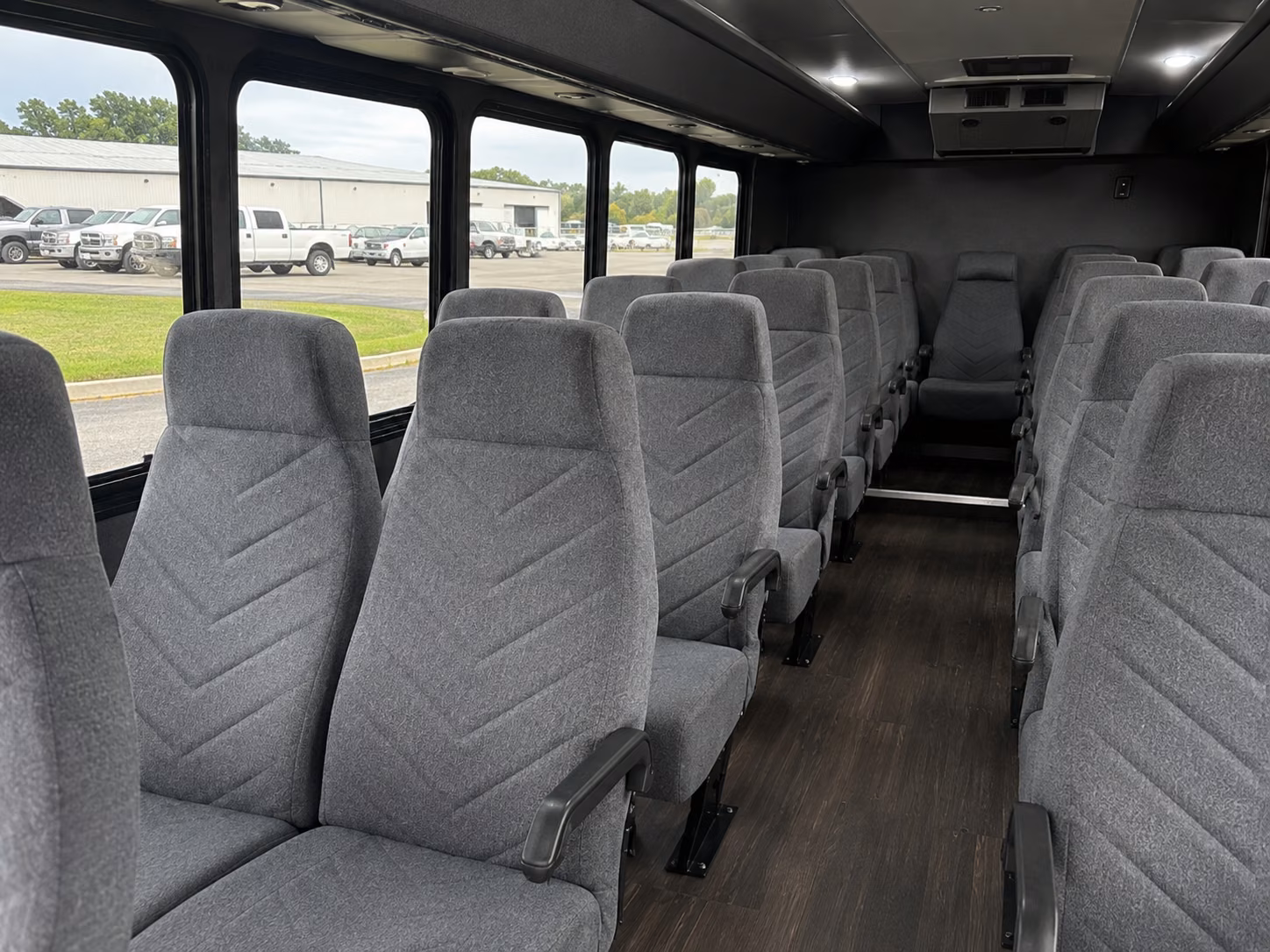 orem short and long term charter bus services for orem businesses