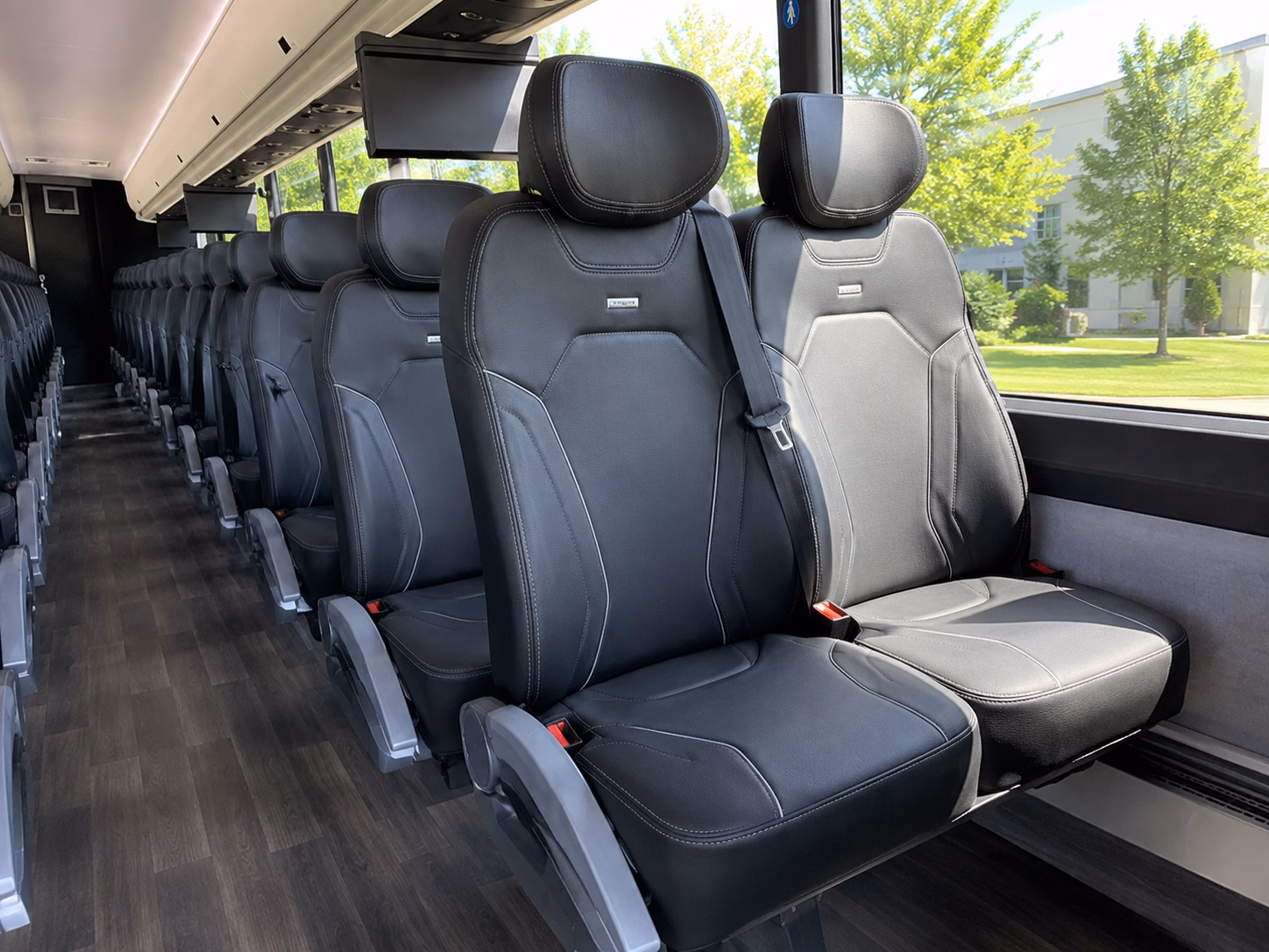 sandy corporate shuttle buses for sandy businesses