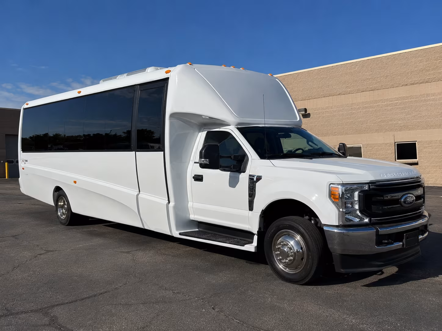 sandy streamlined sandy private event transportation