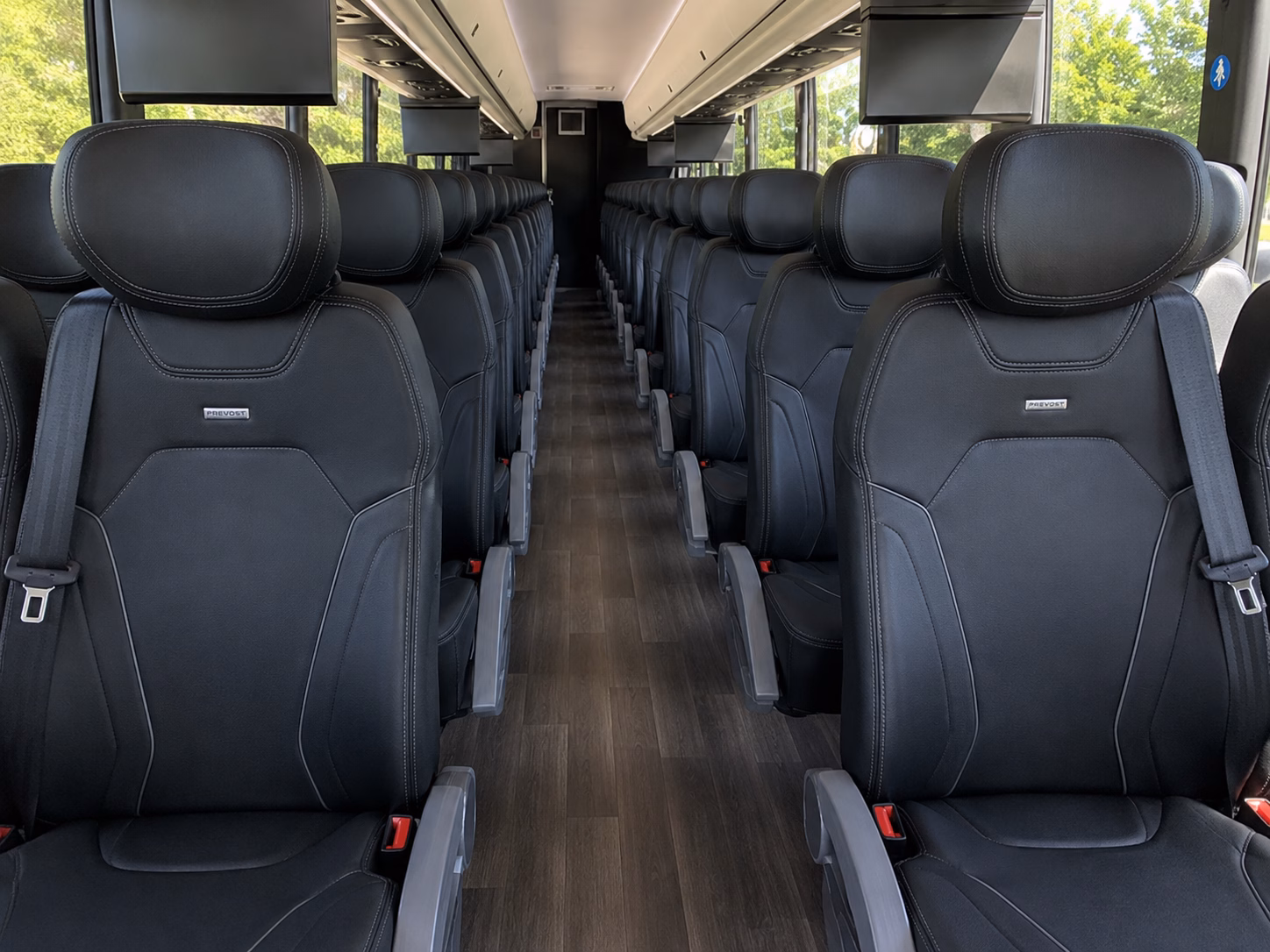 st george polished and efficient corporate charter bus rentals