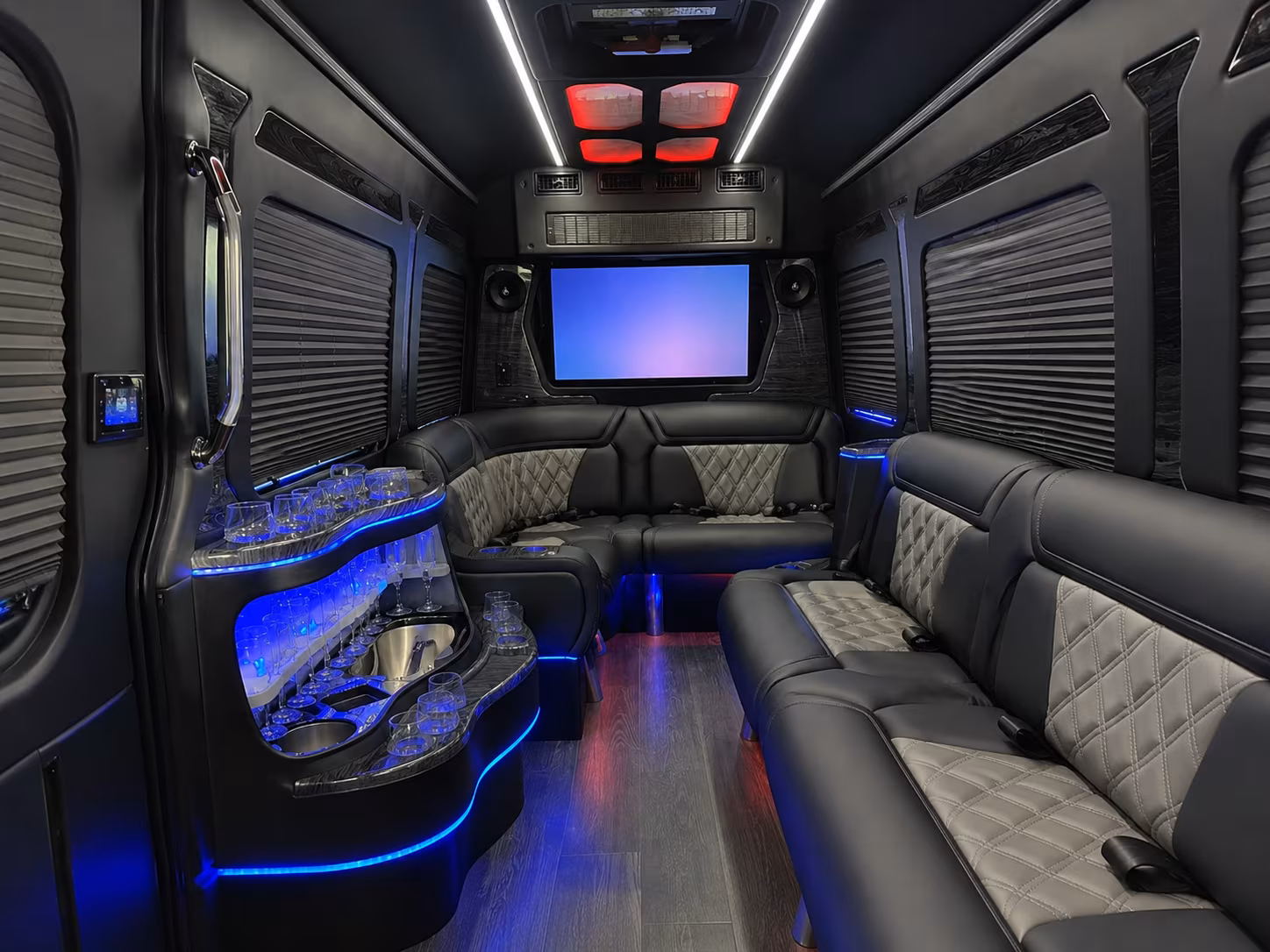 whatever your need find airport transfers to slc and pvu for government and military groups